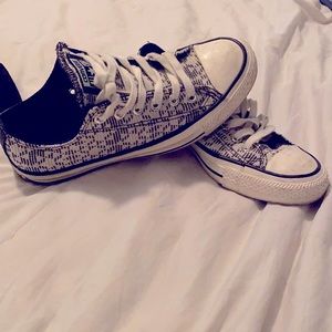 Converse textile black & white only wears once